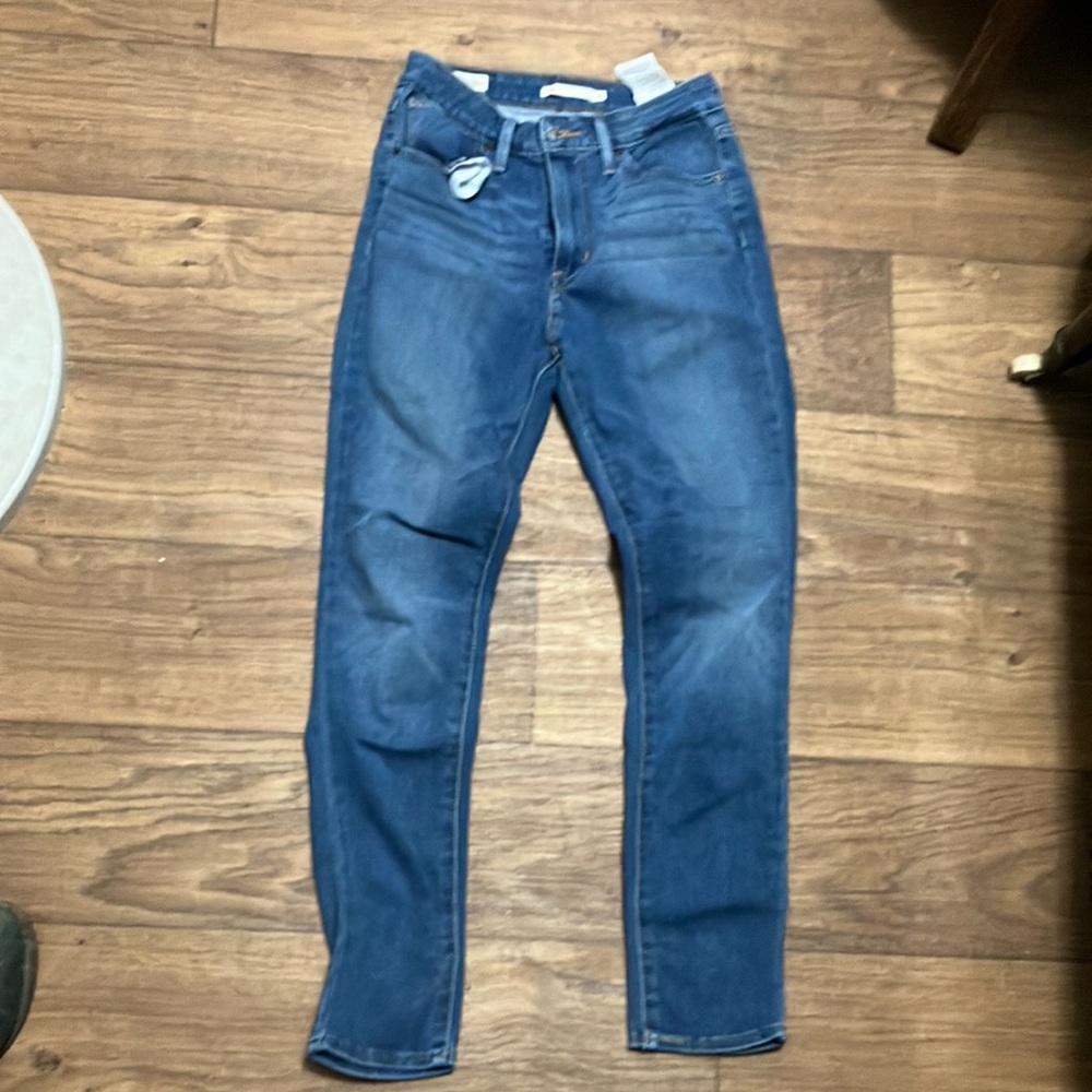 Levi’s 721 High Rise Skinny 28 Jeans JEGGINGS